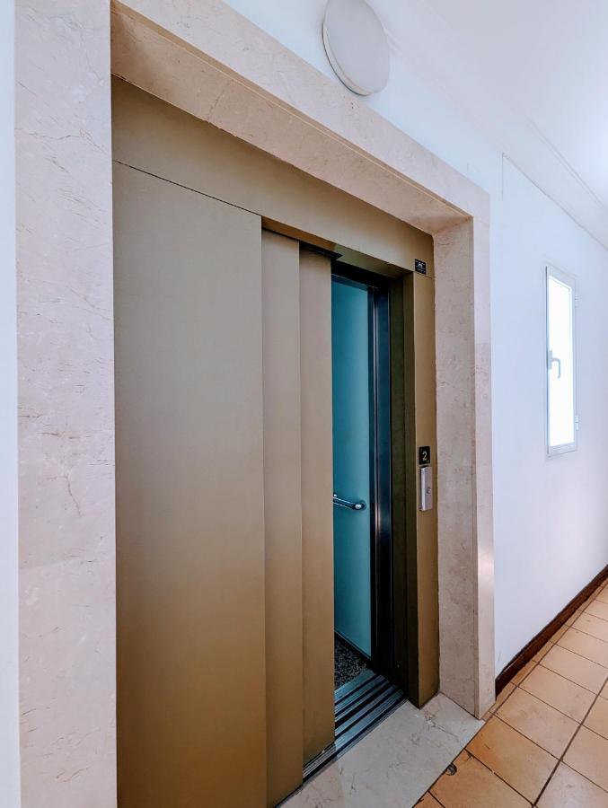 M-Odern Apartment เซบีญา ภายนอก รูปภาพ